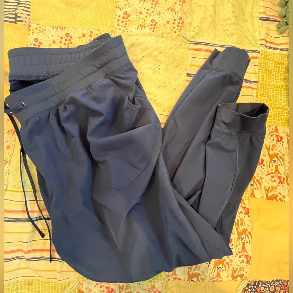 Women’s Jogger Scrub Bottoms